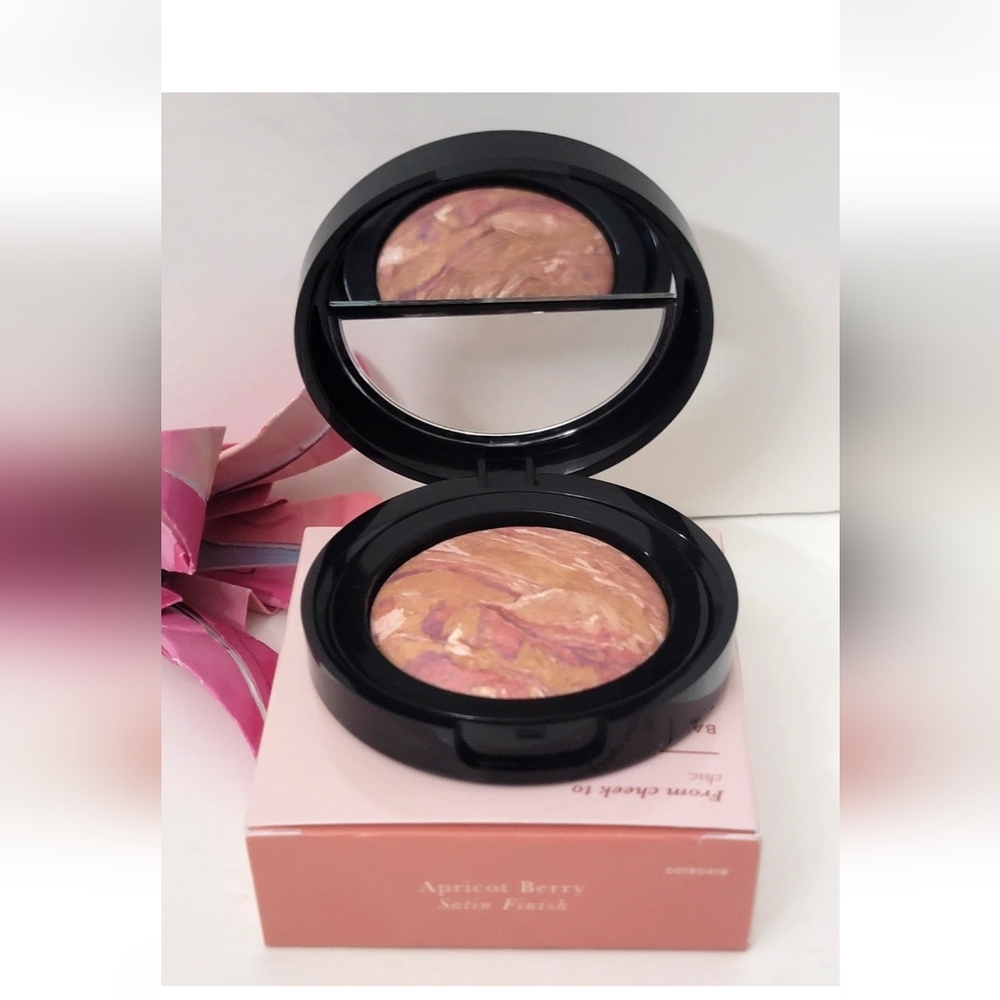 LAURA GELLER Baked Blush N Brighten Marbleized Blush 0.16 oz APRICOT BERRY